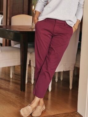 Frank & Eileen Chino Pants Wicklow Twill in Merlot Red